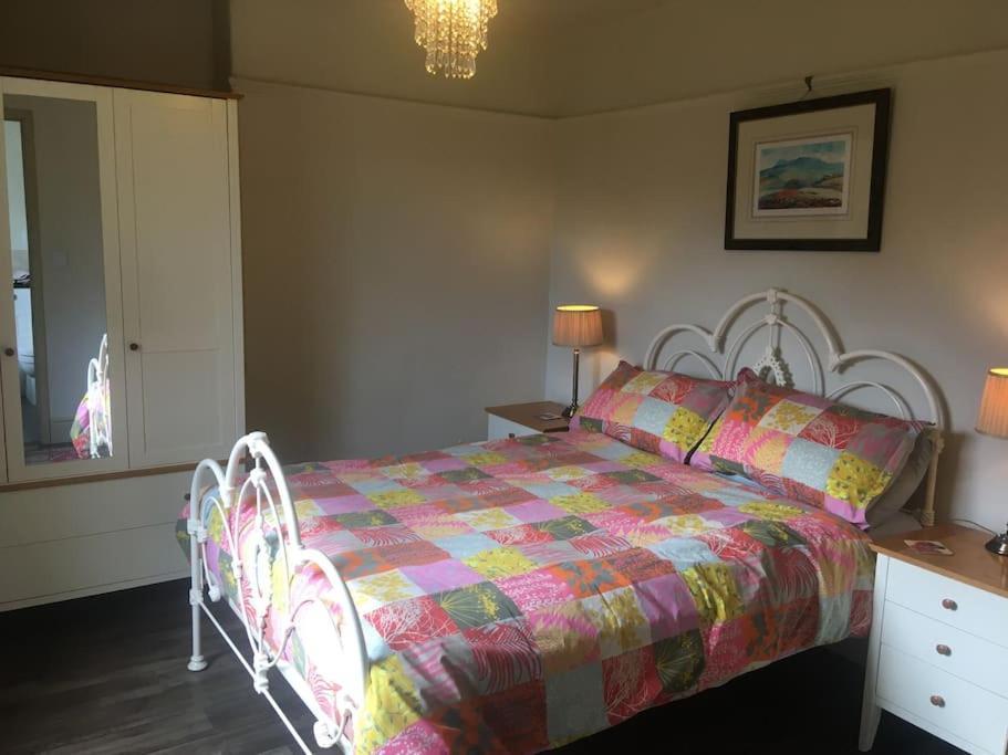 جسر باتيلي Rustic Cottage, Garden, Near Amenities, Wifi المظهر الخارجي الصورة