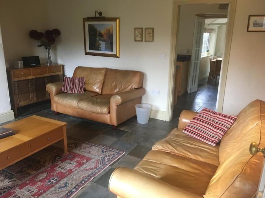 جسر باتيلي Rustic Cottage, Garden, Near Amenities, Wifi المظهر الخارجي الصورة