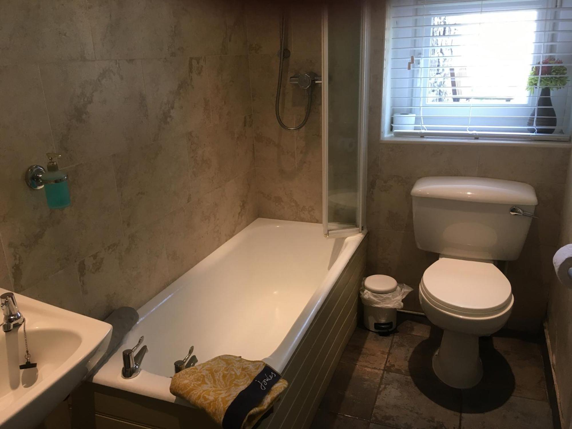 جسر باتيلي Rustic Cottage, Garden, Near Amenities, Wifi المظهر الخارجي الصورة